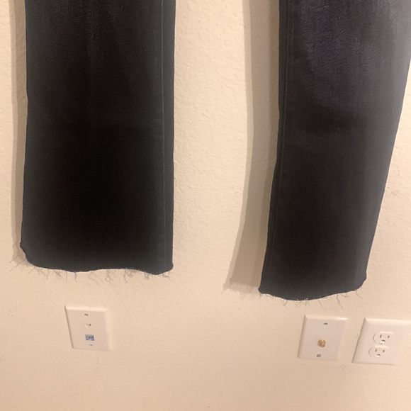 NWT MOTHER WEEKENDER FRAY JEANS - Picture 9 of 16